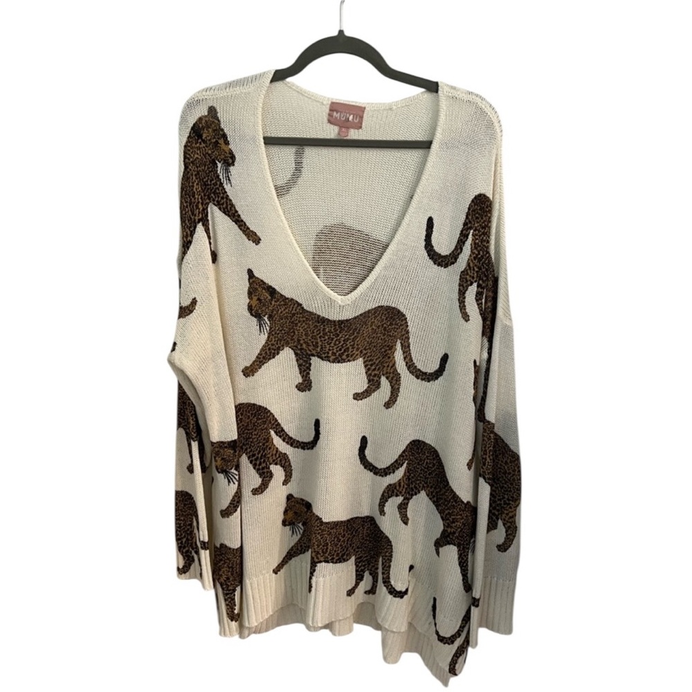 Show Me Your Mumu Tossed leopard knit sweater size medium - Picture 9 of 10